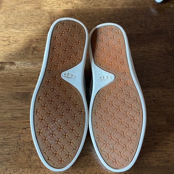 UGG Adley Perf Slip on Sneakers - Picture 6 of 11